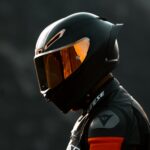 Bezpieczeństwo na motocyklu zaczyna się od głowy – jaki kask naprawdę chroni?